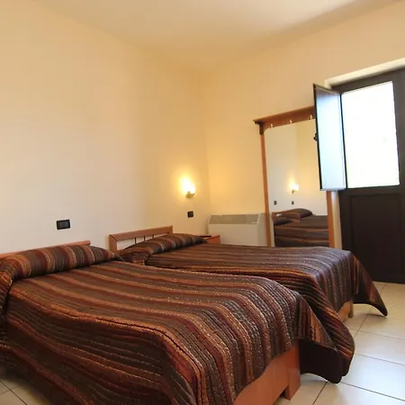 La Rupe Hotel San Benedetto de' Marsi