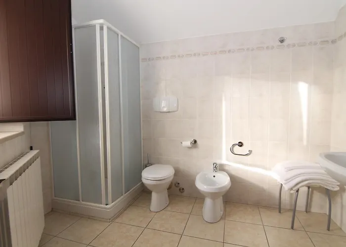 Otel La Rupe San Benedetto de' Marsi